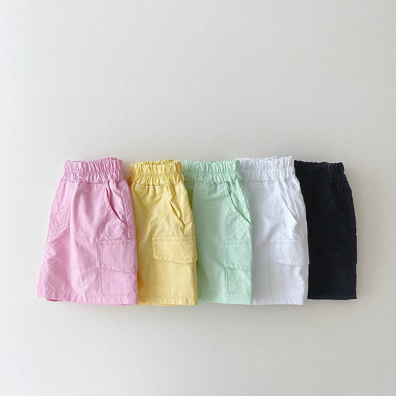 Girls and Boys Shorts Casual wear a Variety of colors and Sizes