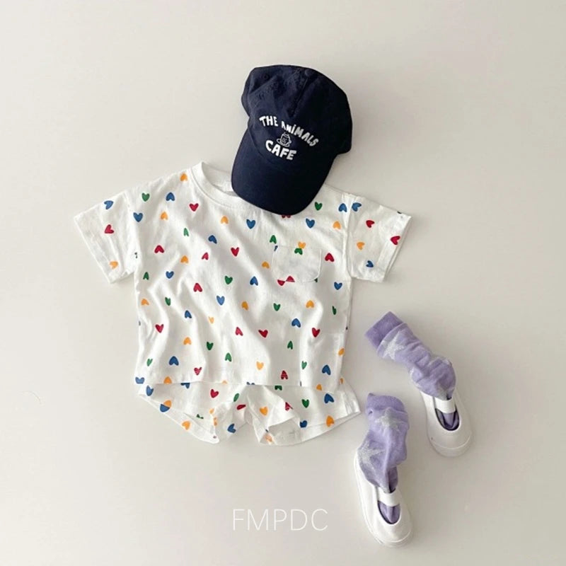 Boys and Girls 2Pcs Tees Heart Print T-Shirt + Plaid Shorts.