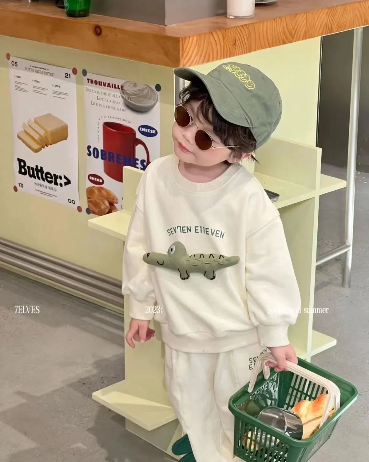 Girls and Boys' Autumn Cartoon two Piece Set Sweater +Pants