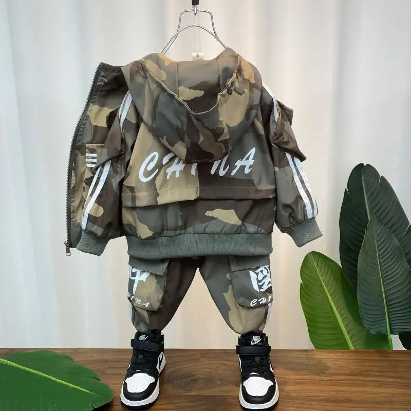 Boys' Baby Clothes Set Autumn and Winter New Children's Hooded Thickened Camo Sweater Pants 2 Piece Set